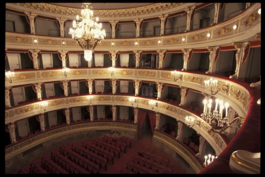 TEATRO COMUNALE - L'AQUILA